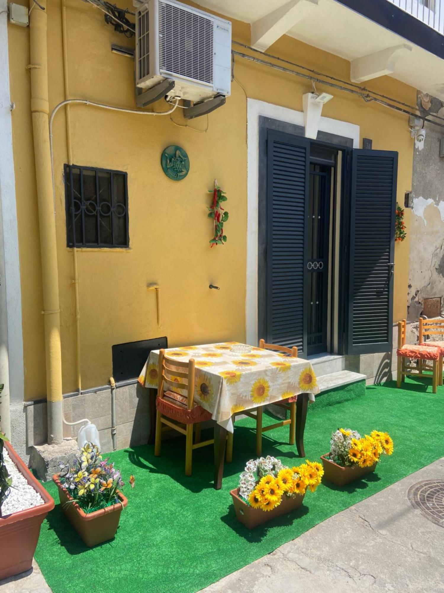 Willa La Casa Del Sole Katania Zewnętrze zdjęcie